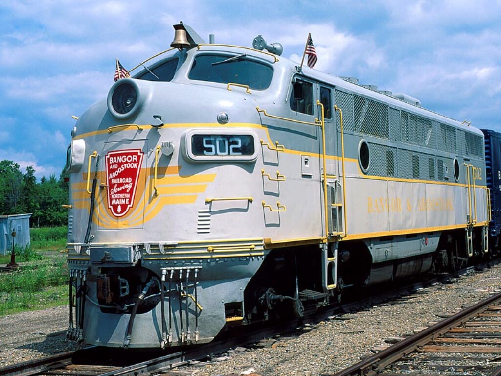 Scarica TRENI 001