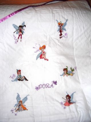 copertina dora con fate