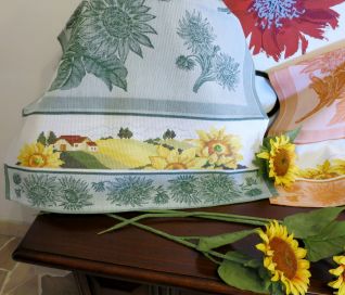 Asciugapiatto paesaggio e girasoli