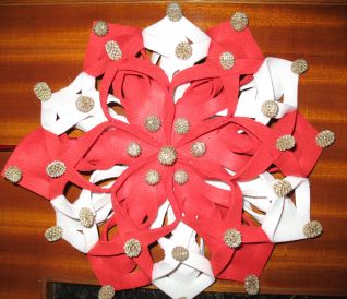 Fuoriporta Natalizio decorato con Pignette dorate in Feltro x Marcella