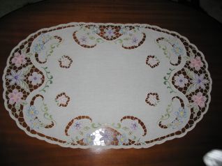 Ovale a intaglio colorato