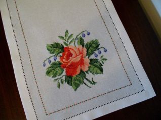 Particolare corsia con Rose