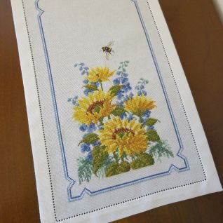 Particolare corsia girasoli