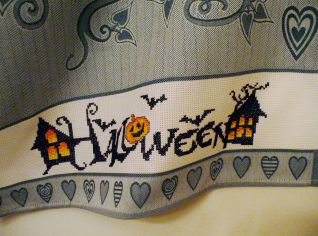 Particolare strofinaccio Halloween