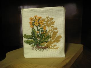 Porta vaso con primula