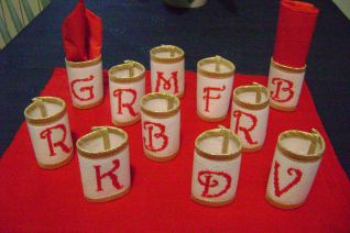 Portatovaglioli natalizi con iniziali