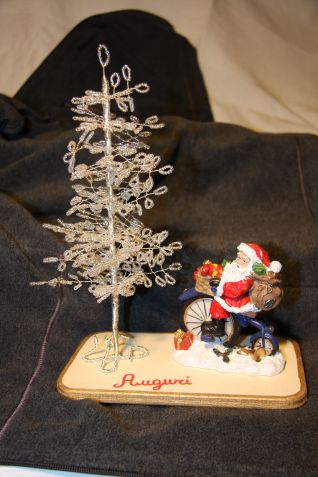 abete con babbo natale