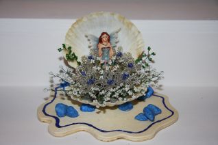 fata dentro la conchiglia