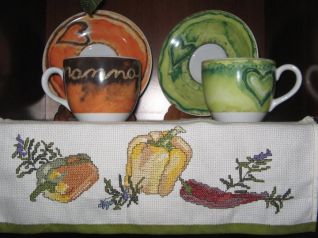 fascia per mensolette con peperoni