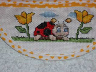 coccinella e fiori 