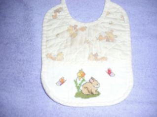 Coniglietto con farfalle 