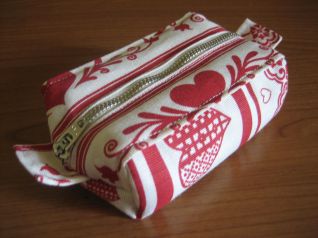 astuccio fantasia cuori