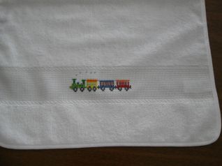 asciugamano con trenino