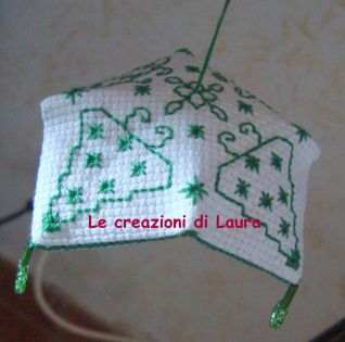 Adobbo natalizio punto croce - lanternina verde 1