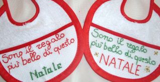 Bavaglino natale punto croce