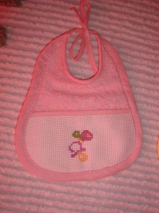 BAVAGLINO ROSA PUNTO CROCE CON CIUCCIO + FARFALLA