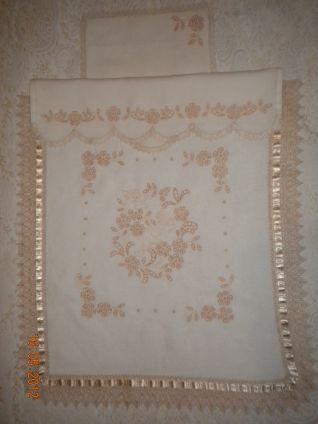 completo baby ricamato