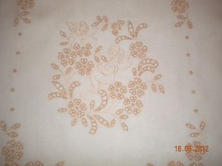 copertina ricamata ad intaglio 2