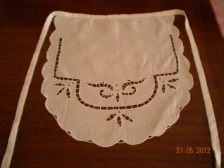 grembiule ad intaglio