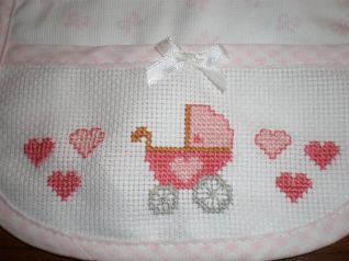 Particolare bavaglino carrozzina