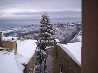 ancora neve