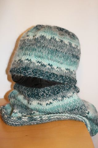 cappello e scaldacollo lana e mohair