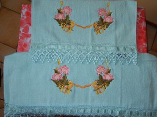 asciugamani fiori con nastro