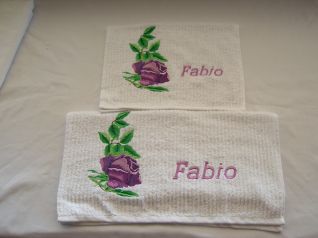 asciugamano rose viola