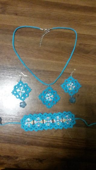 parure bottoni uncinetto