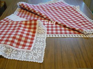 Bordi uncinetto per tovagliette