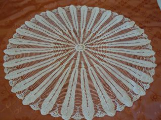 Centro rotondo grande uncinetto