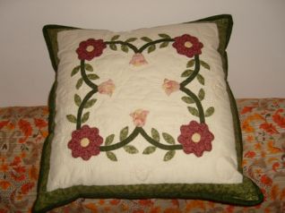 Cuscino con appliqu&egrave;