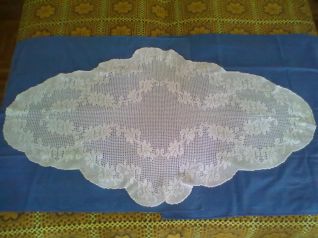 tovaglia a filet con fiori