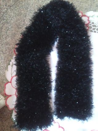sciarpa nera brillante