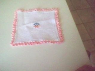 centrino punto croce + uncinetto