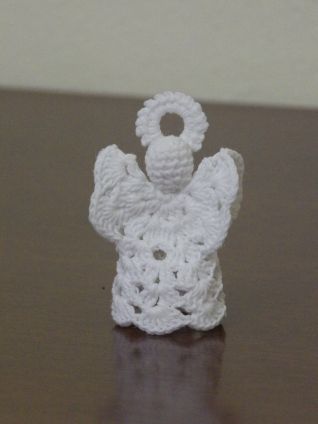 ANGELO ALL'UNCINETTO IN MINIATURA