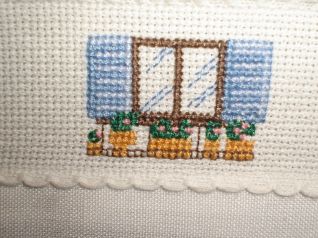 Paerticolare striscia tendina B