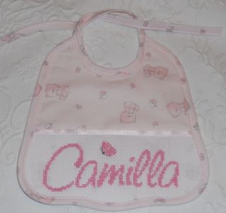 Bavaglino con il nome Camilla