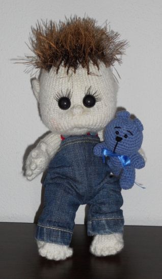 orsetto con il bambolotto  