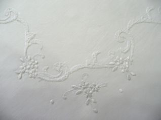 particolare lenzuolino sveva 1