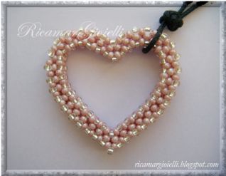 CiondoloCuore_Rosa_1