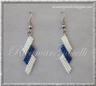 Diagonali bianco-blu_Orecchini