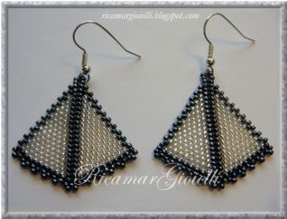 Orecchini a punta di freccia_nero e silver