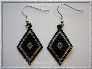 Orecchini Rombi in brick stitch