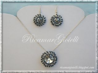 Parure con decorazione a spirale bianco ed ematite_1