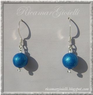 Perle glitterate_orecchini azzurri