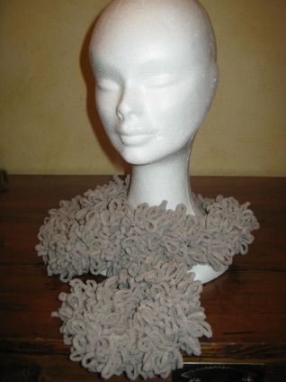 sciarpa frivola grigia