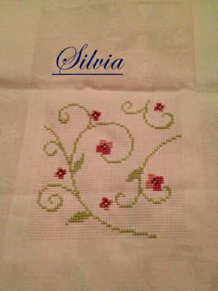 DETTAGLIO 1 TOVAGLIETTA UCCELLINI