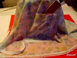 Grembiule con bordo ad archetti