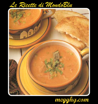 Zuppa Piccante di Pomodori e Piselli